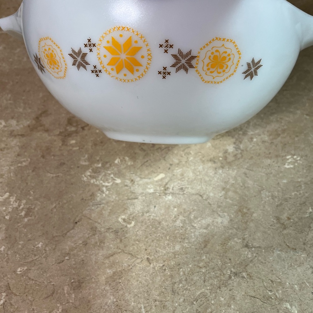 Vintage Pyrex Town and Country bowl - Picture 3 of 5